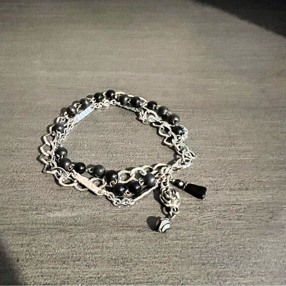 HandCrafted Chain Bracelet with Vintage Wood Rosary Black Beads - Picture 6 of 7